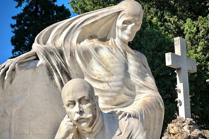 Montjuïc Cemetery Walking Tour – Hidden Art, History & Views - Why Montjuïc Cemetery feels like a different Barcelona
