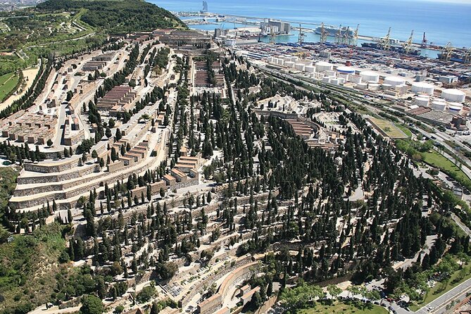Montjuïc Cemetery Walking Tour – Hidden Art, History & Views - Fossar de la Pedrera: the Spanish Civil War memorial you should not miss