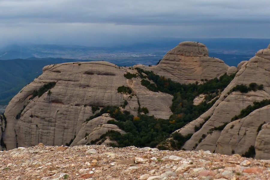 Montserrat: 6-Hour Tour with a Choice of 3 Levels of Hiking - The Trail Part: 4 Hours of Guided Walking in the Montserrat Range
