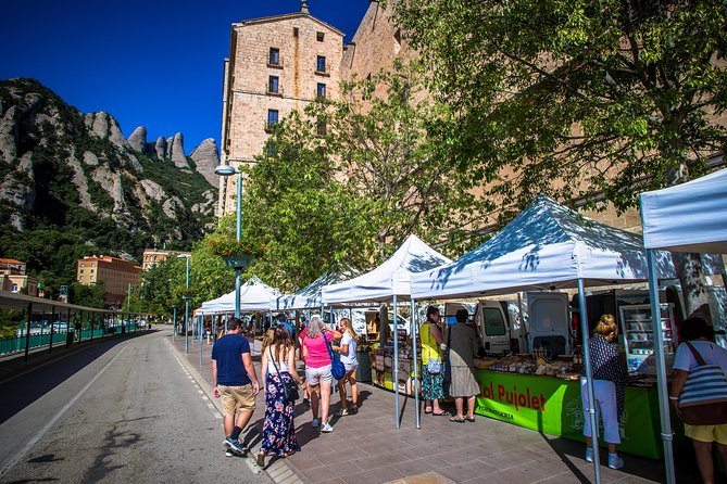 Montserrat Half Day Afternoon Tour from Barcelona - Santa Maria de Montserrat Basilica: the guided, spiritual heart of the day