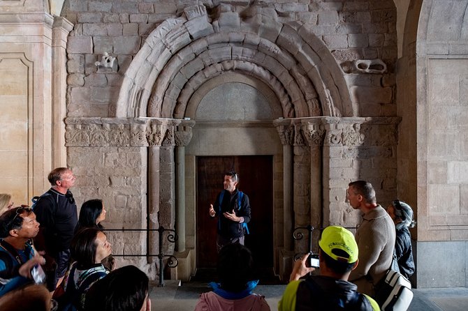 Montserrat Half Day with Cable Car and Easy Hike from Barcelona - Weather, Delays, and When the Plan Adjusts
