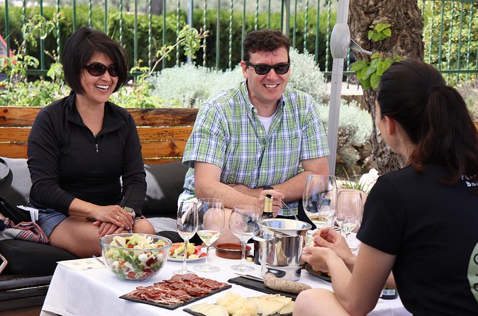 Montserrat Mountain, Wine Tasting & Tapas Lunch - Lunch and Tapas: The Midday Plan That Keeps You From Getting Hangry