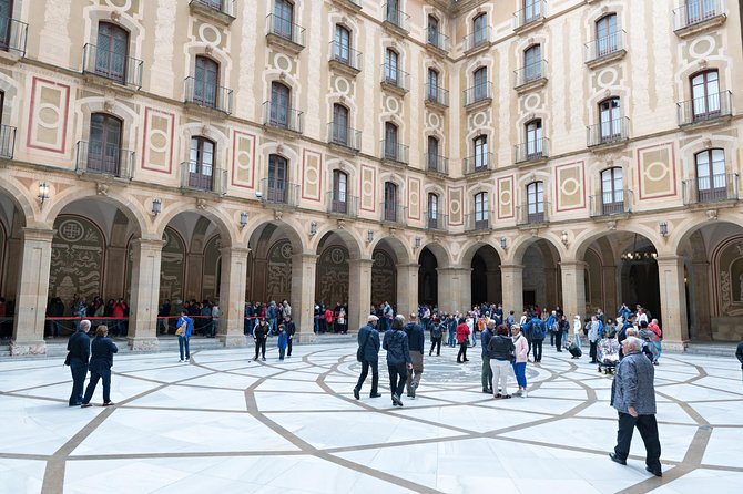 Montserrat Private Guided Tour with Pick up - Optional Barcelona Drop-Off With Skip-the-Line Tickets