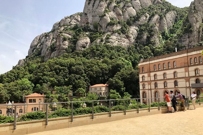 Montserrat Private Tour from Barcelona with Pick-up - Stop 2 at the mountains: the cable car option