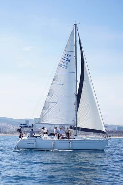 New Sailing / Boat Tour with Free Drinks and Tapas - Price and value: is $31 really a deal?