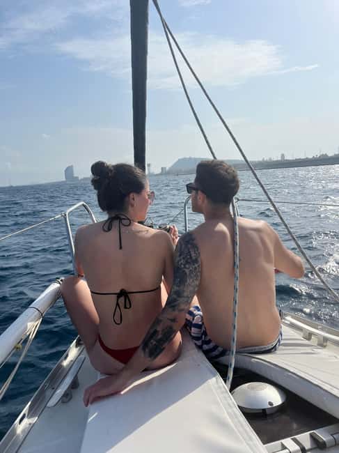 New Sailing / Boat Tour with Free Drinks and Tapas - Practical tips so you feel comfortable on the boat