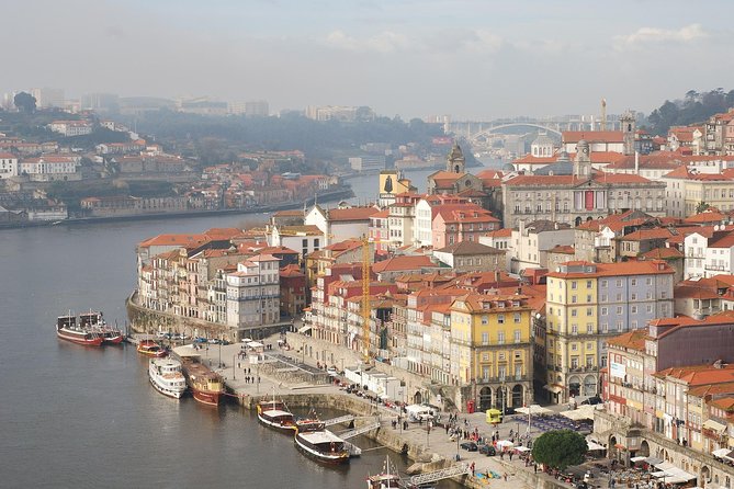 North of Spain & Portugal: 8-day Guided Tour from Barcelona - Day 8: Salamanca’s Plaza Mayor, then finish in central Madrid