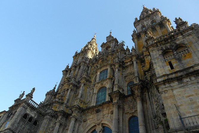 North of Spain & Portugal: 8-day Guided Tour from Barcelona - Day 3: Santillana del Mar, Covadonga, and Oviedo’s evening reset
