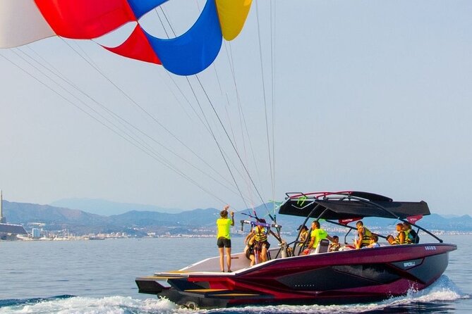 Parasailing Tour en Barcelona - What the Barceloneta area adds to your flight