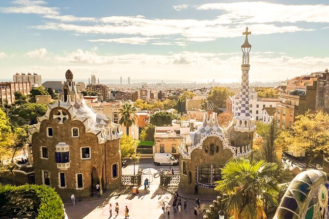 Park Guell and Sagrada Familia Tour with Skip the Line Tickets - Why this Gaudí double-header works for most schedules