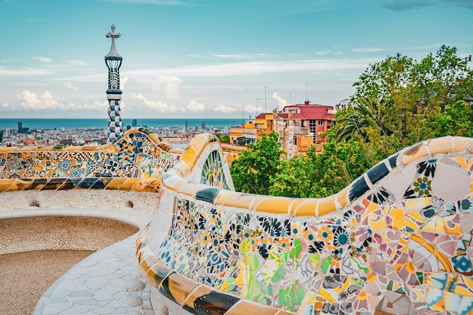 Park Guell Guided Group Tour with Optional Sagrada Familia - Casa Gaudí Museum and Casa del Guarda: what’s inside matters, even briefly