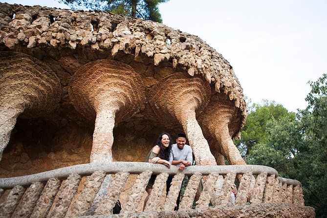 Park Guell Private Photoshoot with Skip the Line Ticket - Choosing your shots, and what “basic retouch” really means for you