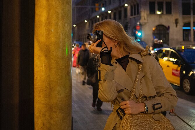 Photo Walking Tour Barcelona Cathedral Gothic Quarter El Born - Starting at Estació de França, then moving with purpose