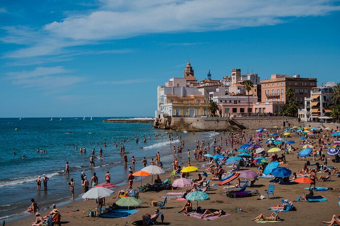 Photo Walking Tour Sitges Experience Beaches and Town - What to bring (and what the guide will not provide)