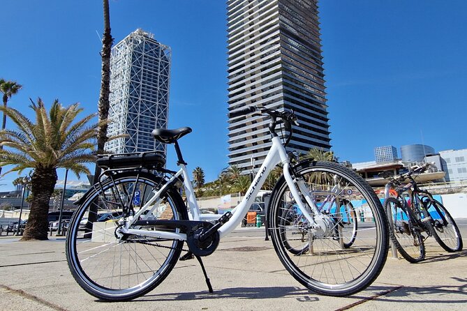 Premium Bike Rental in Barcelona - Why the electric assist feels like a cheat code in Barcelona