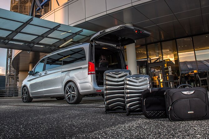 Private Barcelona Airport–City Transfer E-Class, V-Class, Minibus - From BCN to Your Hotel, Without the Headaches