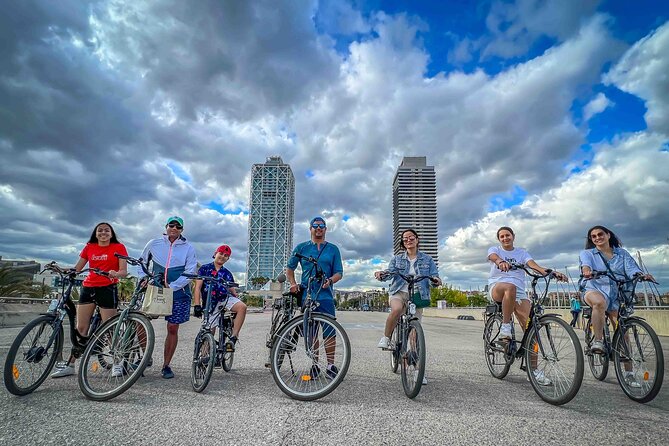 Private Barcelona E-Bike Photography Tour - Ciutadella Park, La Cascada, and the Ovisos wrap-up