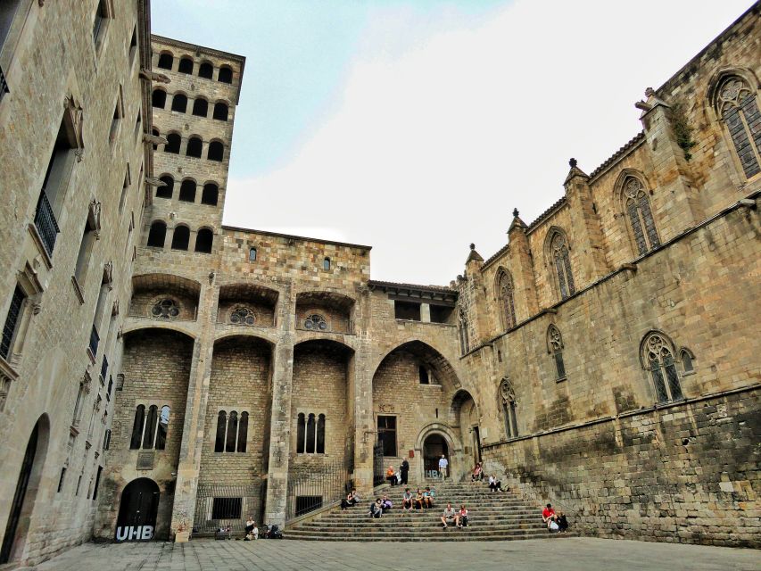 Private Barcelona Highlights Half-Day Tour - From Plaça de Catalunya to Passeig de Gràcia’s Modernist drama