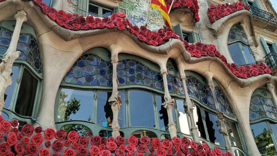 Private Barcelona Modernism and Gaudí Walking Tour - How the 3 to 3.5 Hour Route Adds Up