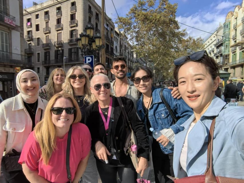 Private Barcelona Modernism and Gaudí Walking Tour - First Stop, Sagrada Familia and the Passion Facade Story