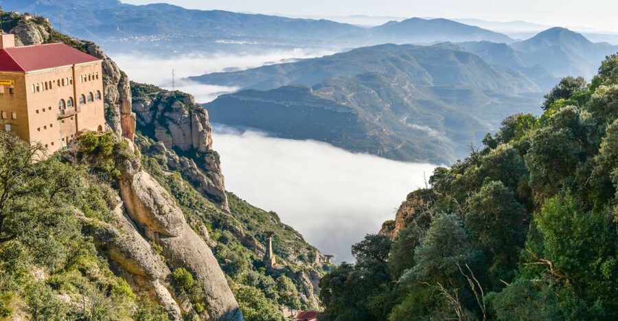 Private Barcelona & Montserrat Tour with Pick-up - Montjuïc Hill and the city views that make the morning payoff real