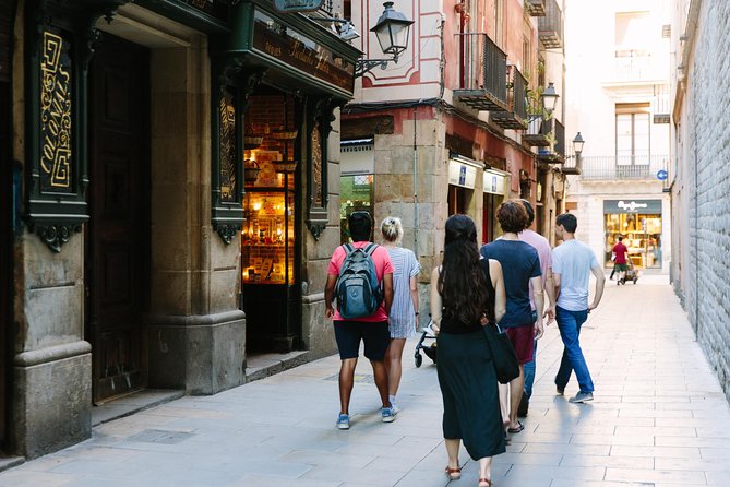 Private Barcelona Night Tapas Tour with Flamenco Show - Planning Your Barcelona Night Around Tapas and Flamenco