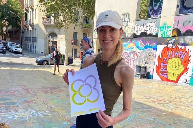 Private Barcelona Street Art Workshop with a Street Artist - The teaching style: professional street art instruction, not a lecture