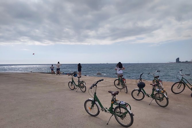 Private Bike tour for families - El Born Centre de Cultura i Memòria: a stop that adds meaning
