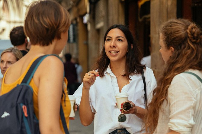 Private City Kickstart Tour: Barcelona - Barceloneta by the beach: bar and restaurant recommendations you can act on