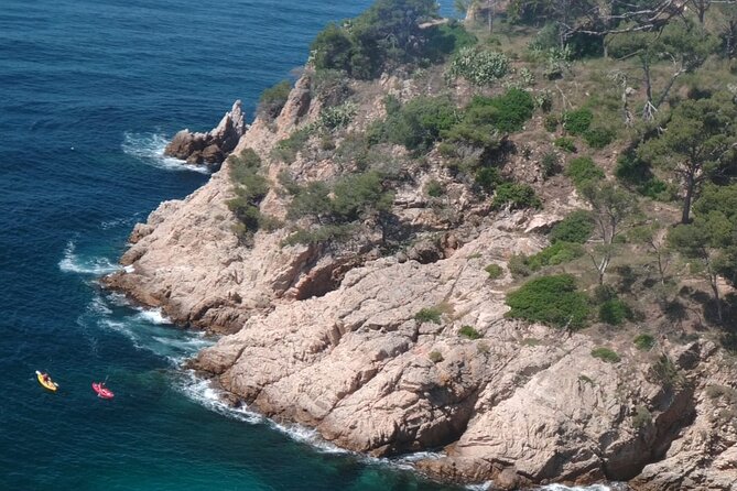 Private Costa Brava Kayak Experience with Snorkel from Barcelona - The 9-hour rhythm: pickup, safety briefing, paddle time