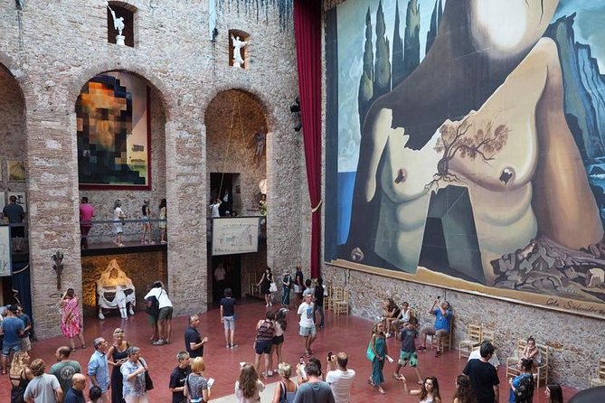 Private Dalí Museum and Tour from Barcelona - A Private Car Ride Out of Barcelona to Dalí Country