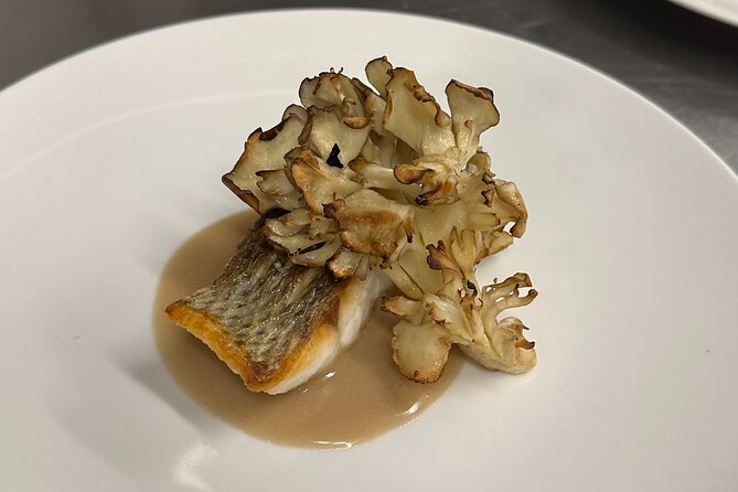 Private Dinning Experience with Michelin Star Chef - Getting there: Carrer de Pallars timing, transit, and the mobile ticket