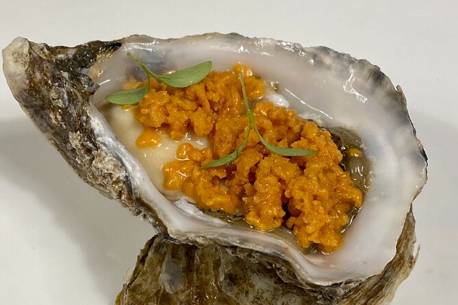 Private Dinning Experience with Michelin Star Chef - Pre-dinner menu talk with chef Diago, and how to use it well