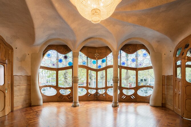 Private First Access Casa Batlló Experience With Breakfast - Price and value: what $675.82 buys you per group up to 5