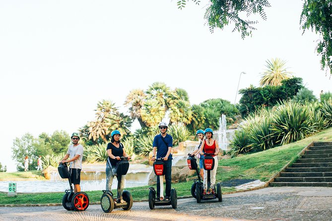 Private Live Guided Barcelona Segway Tour - 180 min - From Gothic Quarter streets to Port Vell and the Old Port