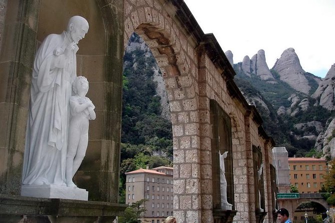 Private Montserrat with Lunch and Wine Tasting from Barcelona - Montserrat Feels Worlds Away, Without the Travel Hassle