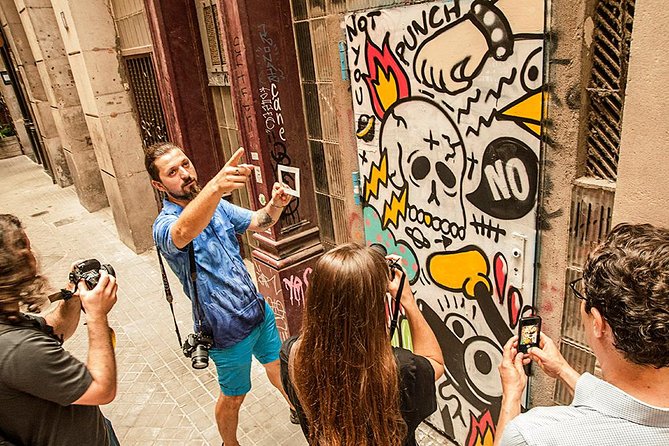 Private Photography Walking Tour with a Local - Composition rules you can use immediately on side streets