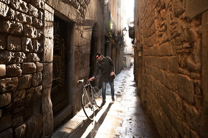 Private Religious Tour: Sagrada Familia, Romans & Jewish Quarter - How this 4-hour religious tour ties Barcelona together