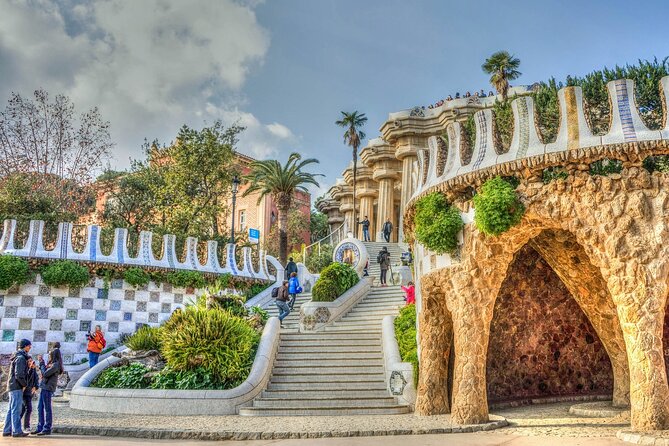 Private Sagrada Familia & Park Guell Guided Tour - Why this Sagrada Familia and Park Guell combo works