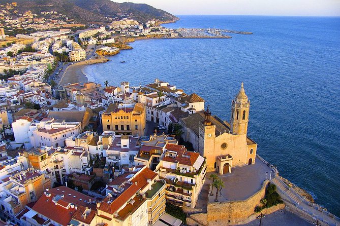 Private Tarragona and Sitges Tour with Hotel pick-up from Barcelona - Walking Tarragona’s City Walls and Circus Views