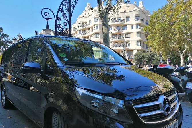 Private Tour Barcelona and Montserrat 8 Hours - Barcelona Modernisme, from Passeig de Gràcia to Sagrada Familia