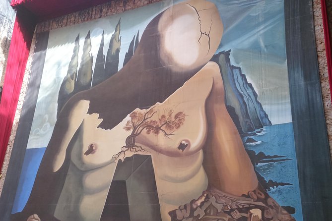 Private tour: Dali Museum and Girona from Barcelona - The Eiffel-Era Bridge, Onyar River Views, and a Fun Local Ritual
