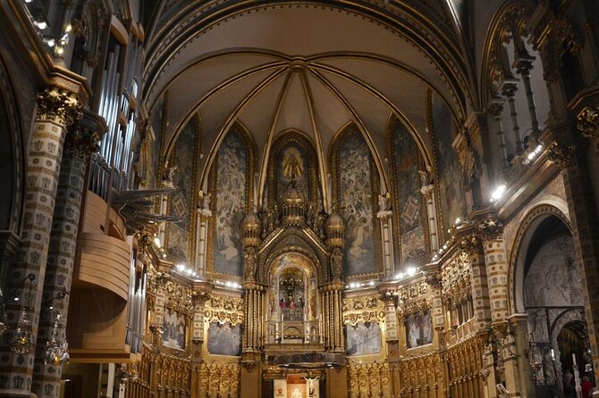 Private Tour from Barcelona to Montserrat (with guide) - Price and value: what $886.01 per group actually buys you