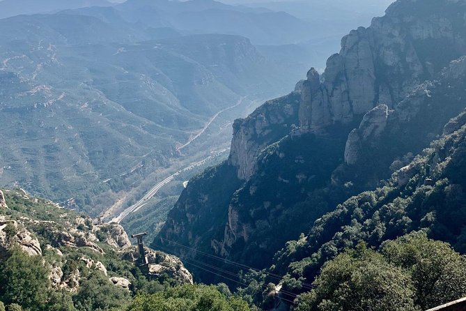 Private Tour: Montserrat and Cava Visit - Montserrat Abadia de Montserrat, views, and why the guide matters