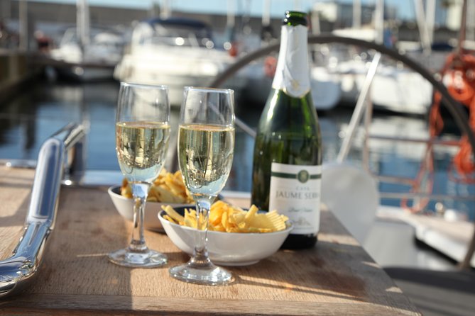 Private Tour: Romantic Sailing Tour from Barcelona - Meeting at Business Yachtclub Barcelona, What to Expect Before You Sail