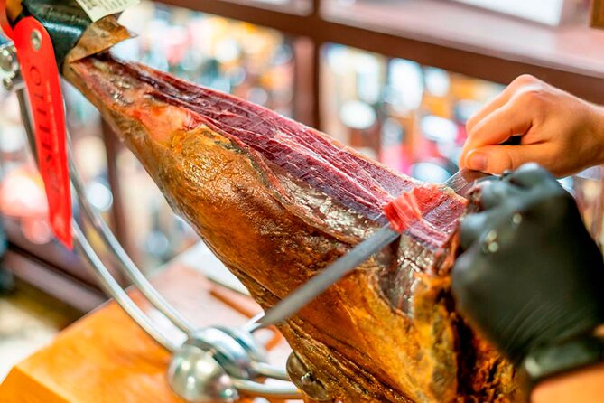 Private Tour: Tapas, Wine & Flamenco Show in Barcelona’s Old Town - Gothic Quarter walking: the culture break between bites