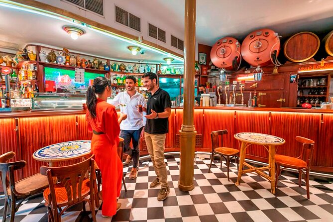 Private Tour: Tapas, Wine & Flamenco Show in Barcelona’s Old Town - Drinks included: how the wine and sangria fit in