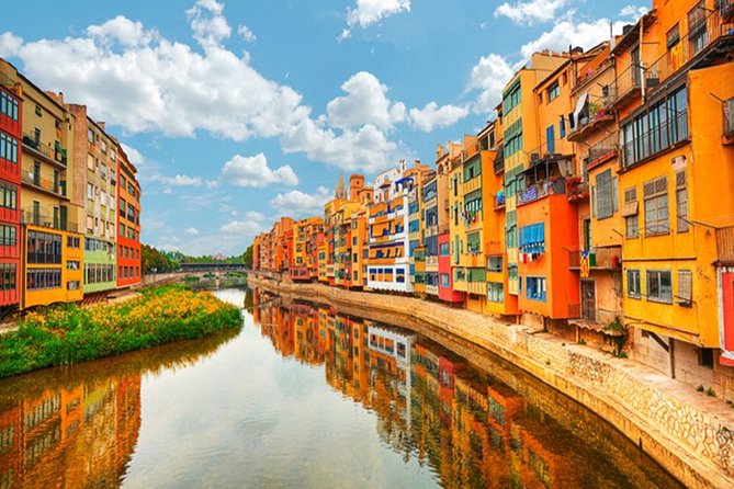Private Tour to Girona - From pickup to panoramic pause, the flow of your day