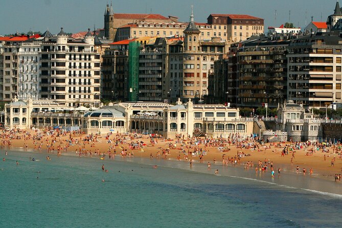 Private transfer: Barcelona to San Sebastian, 2h Stop in Pamplona - Key highlights to know before you go