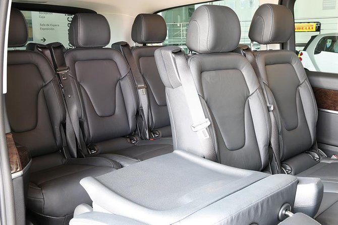 Private transfer from cruise port to Barcelona Airport or hotel - The Ride: Luxury Comfort, Air-Conditioning, and Real Luggage Space
